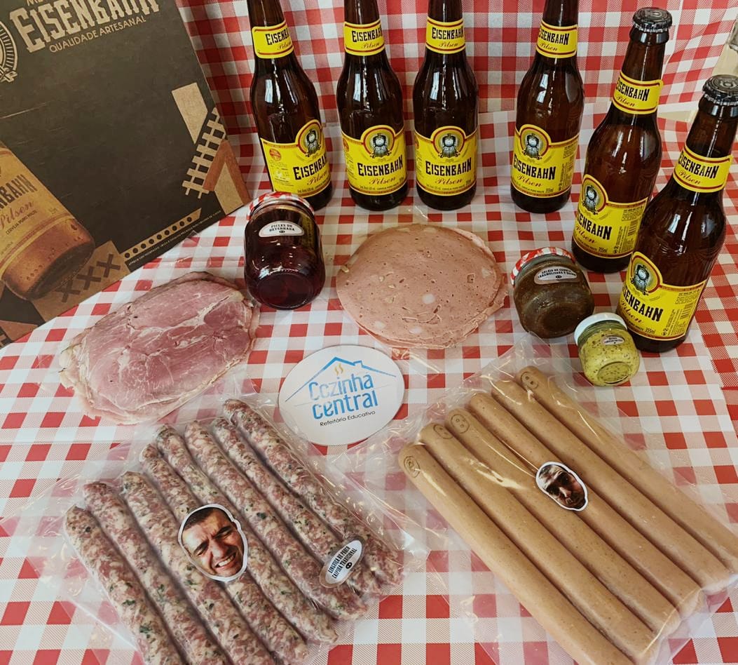 Eisenbahn e chefs Rueda fazem parceria para kits