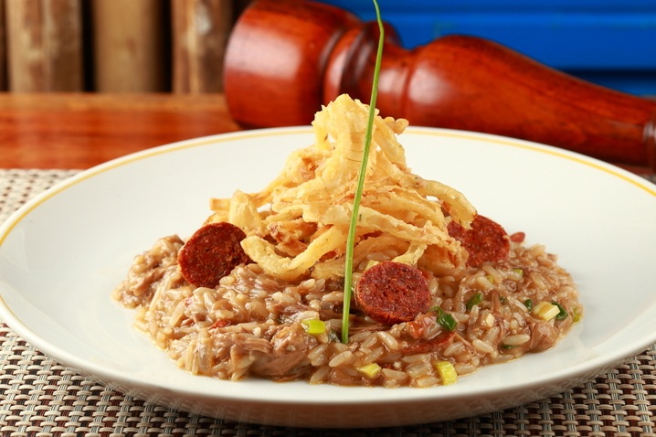 Restaurante luso-espanhol abre unidade no Anália Franco (SP)