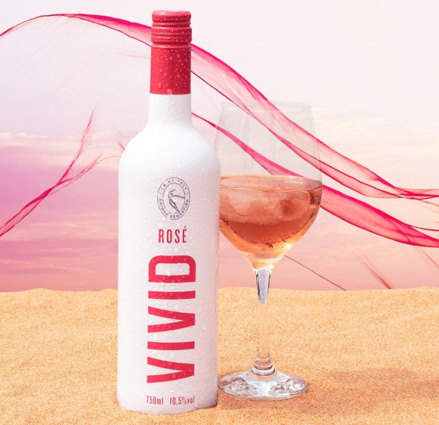 Evino lança rosé Vivid, de marca própria e feito na França