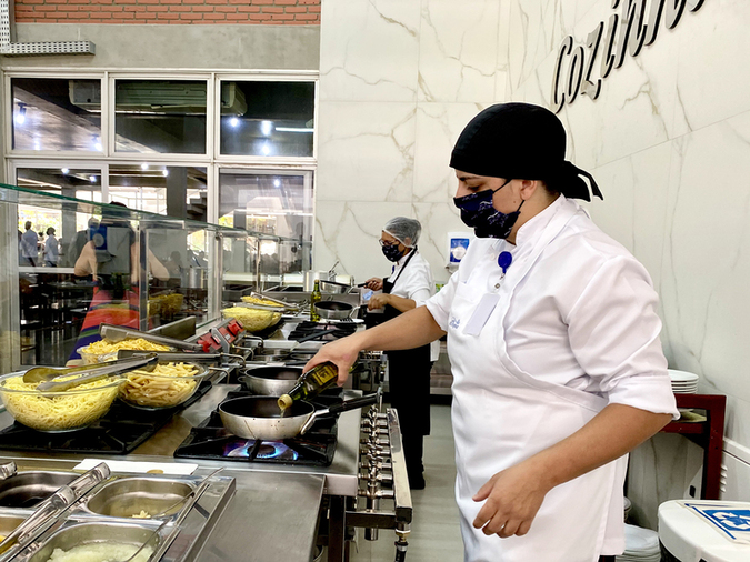 Hotel Thermas di Roma (GO) inaugura Cozinha Show
