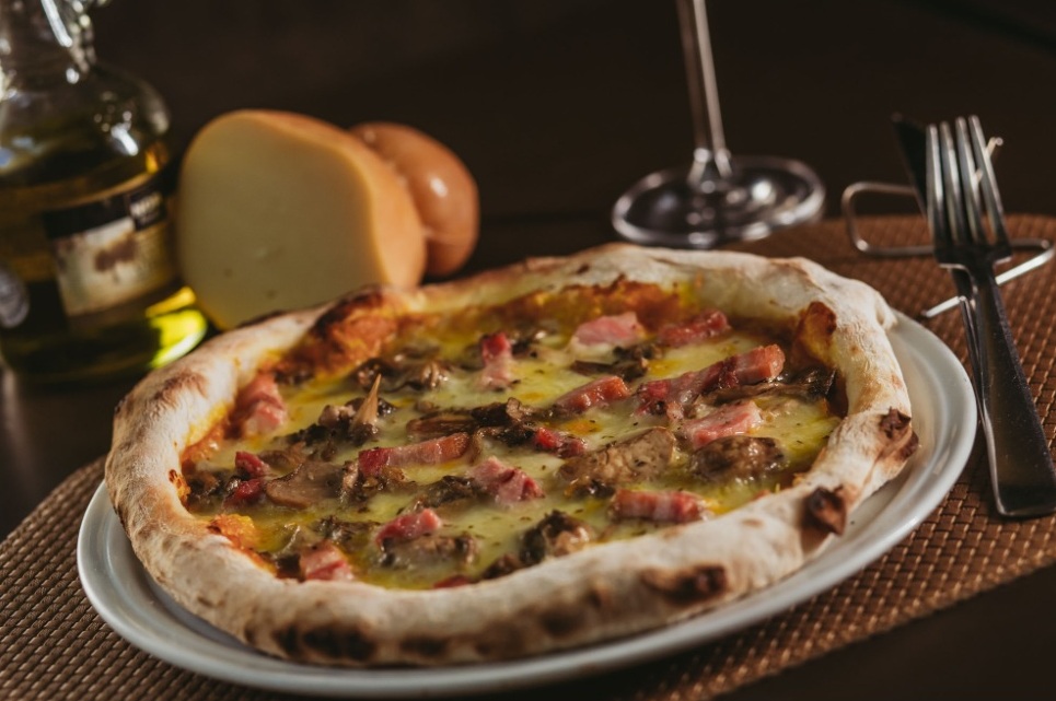 Graça di Napolli (SP) exalta a carne suína