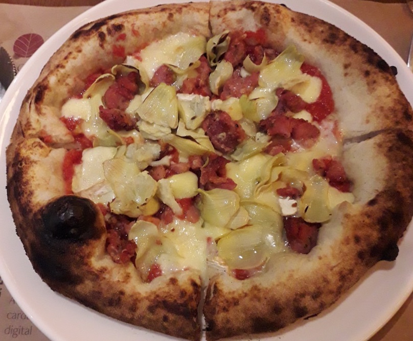 Foglia faz ótima pizza de linguiça e alcachofra Foto Claudio Schapochnik Que Gostoso 2