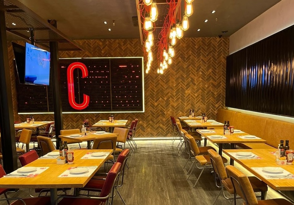 Carnívoros Steak & Burger é reinaugurado Foto Divulgação