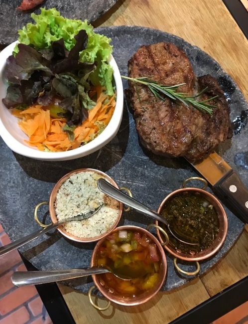 Parque da Cerveja também serve boa comida Foto Claudio Schapochnik Que Gostoso 24