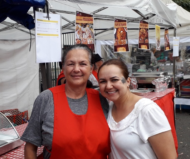 Família búlgara serve arroz uzbeque ótimo Foto Claudio Schapochnik Que Gostoso 6
