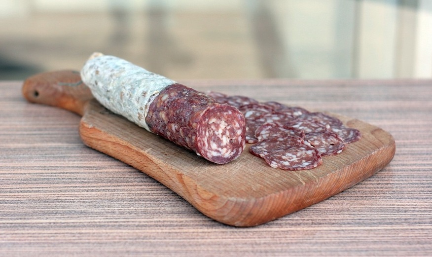 Teste aponta presença de contaminantes em amostras de salame SP Foto WLO57_Pixabay