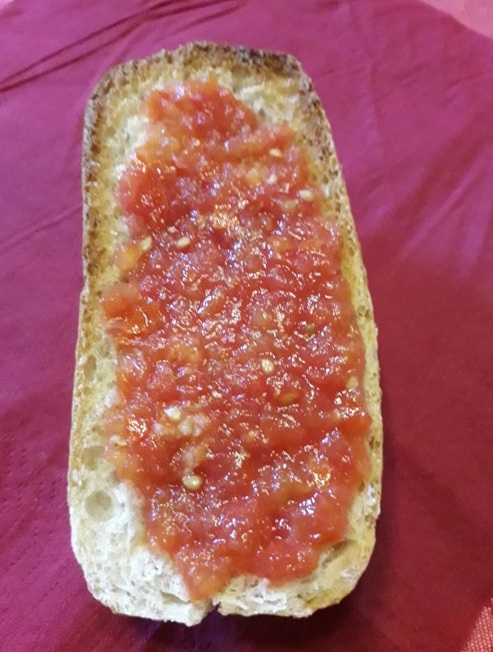 Curta o espanholíssimo pão, tomate, azeite e... Foto Claudio Schapochnik Que Gostoso 4