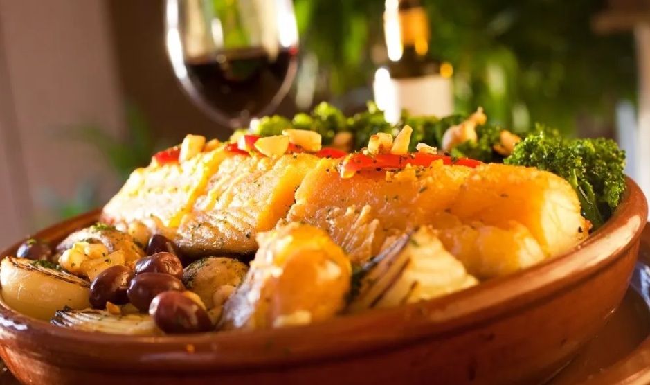 Bacalhau, Vinho e Cia em nova casa no Itaim Foto Johnny Mazzilli Divulgação Bacalhau, Vinho e Cia.