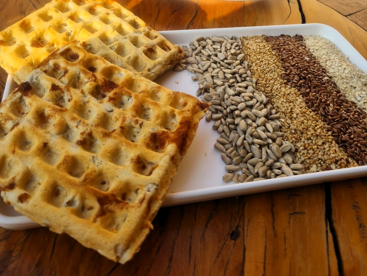 Empresa faz versão multigrãos de waffle de pão de queijo Foto Divulgação Formaggio Mineiro