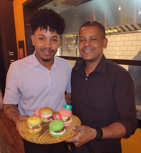 Rodízio de mini búrgueres da Big Boss é delicioso Foto 9 Claudio Schapochnik_Que Gostoso