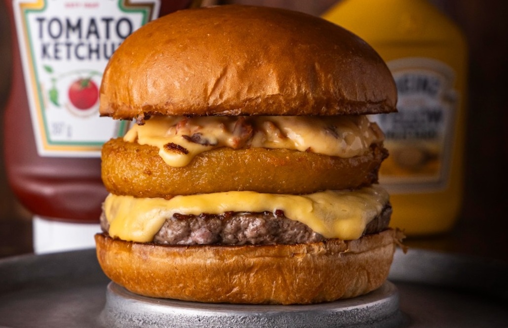 Tradi tem búrguer com maionese de pepperoni e drinques prontos Foto 2 Divulgação Hamburgueria Tradi