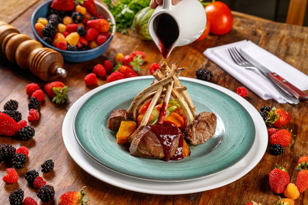 Frutas vermelhas têm destaque no menu do Donna Pinha Foto 2 Douglas Fagundes Divulgação Donna Pinha