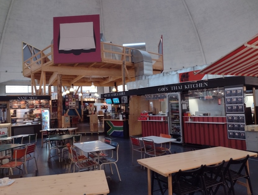 Suíça no Verão Markthalle (Basileia) serve culinária diversa 2 Foto Claudio Schapochnik_Que Gostoso