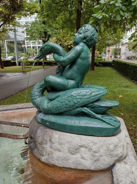 Suíça no Verão Prefeitura de Basileia é pura arte 3 Foto Claudio Schapochnik_Que Gostoso