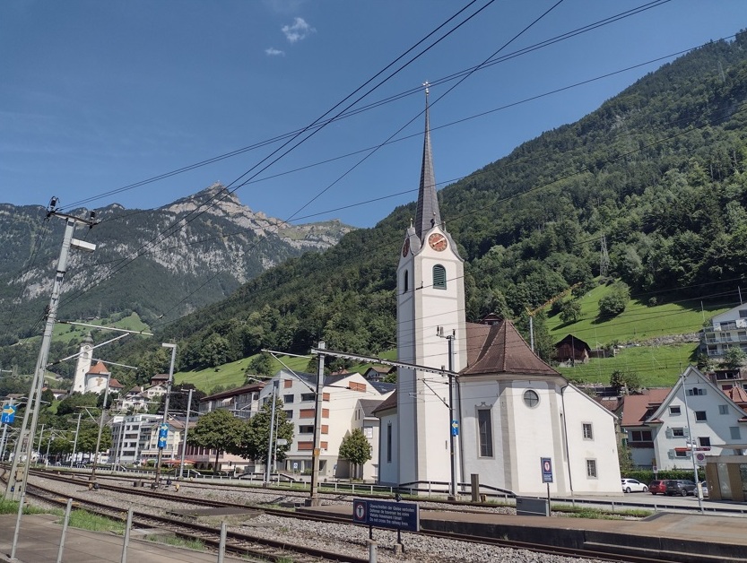 Suíça no Verão janelão do Gotthard aproxima paisagem 1 Foto Claudio Schapochnik_Que Gostoso