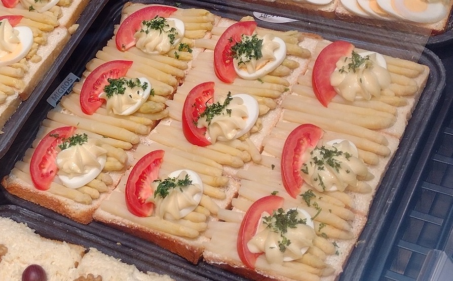 Suíça no Verão kebab ótimo no mercado da estação 12 Foto Claudio Schapochnik_Que Gostoso