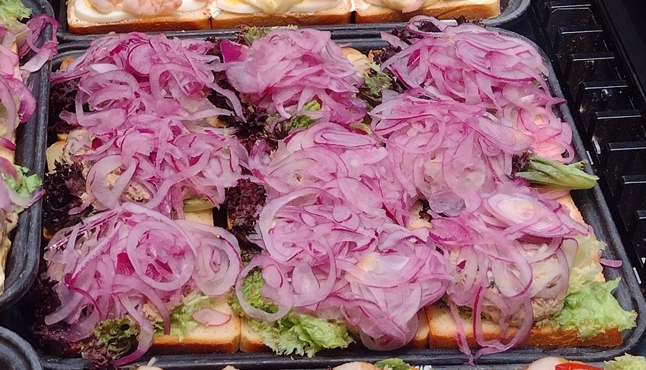 Suíça no Verão kebab ótimo no mercado da estação 14 Foto Claudio Schapochnik_Que Gostoso