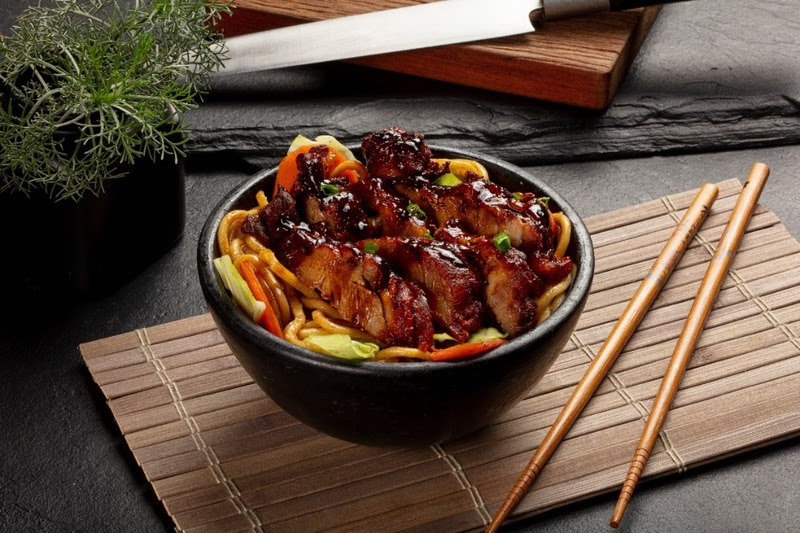 Frango com Laranja está no inverno do Jin Jin 1 Foto Divulgação Jin Jin