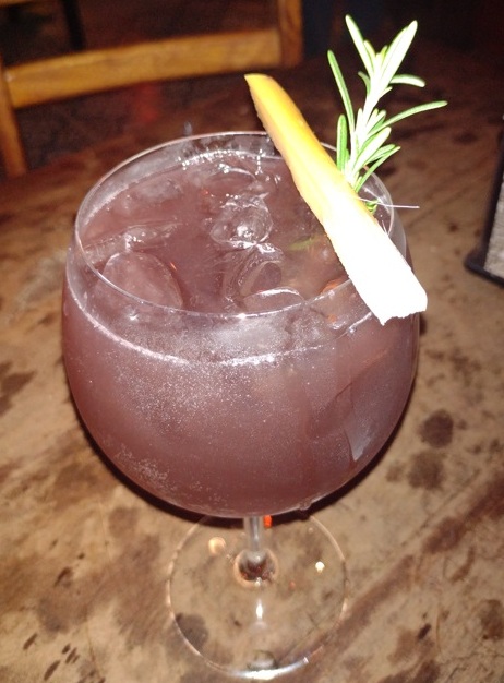 Hamburgueria Taverna Medieval (SP) tem novos ambientes 8 Foto Claudio Schapochnik_Que Gostoso