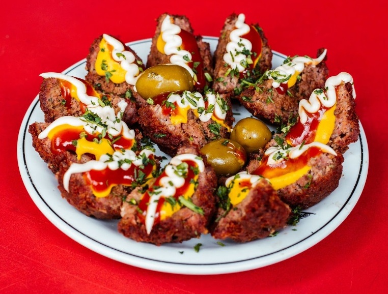 Bares Léo e Moela (SP) compartilham ícones Foto Divulgação Bar Leo