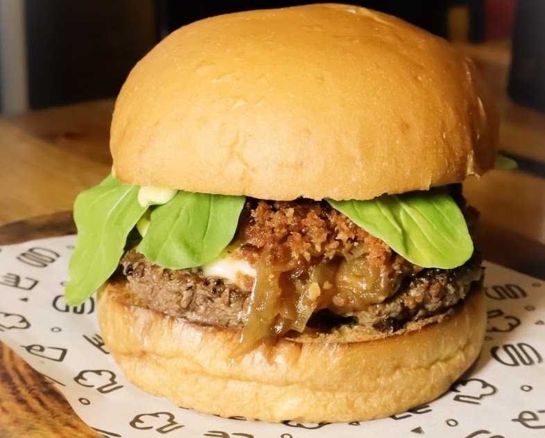 Cointreau e One Burger lançam menu exclusivo 1 Foto Divulgação Cointreau e One Burger