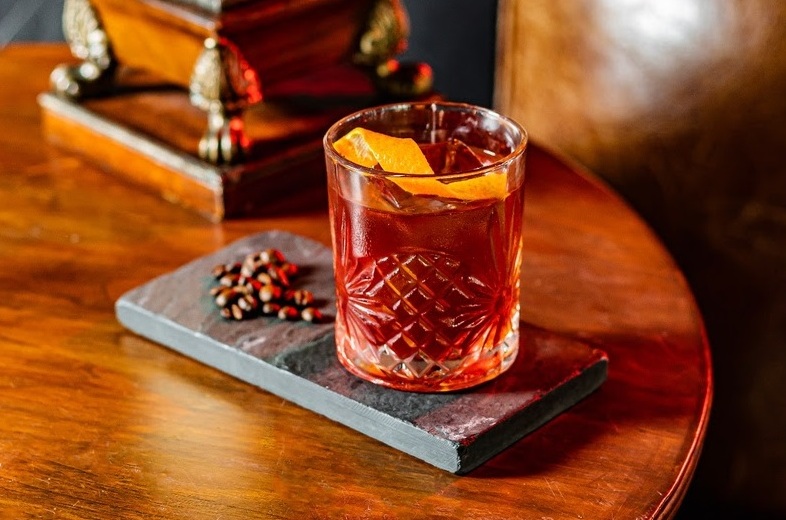 Must Restaurant celebra Campari Negroni Experience Foto Elvis Fernandes Divulgação Hotel Tivoli Mofarrej São Paulo