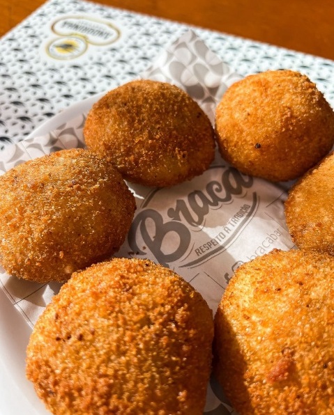 Bares Léo e Braca (SP) trocam petiscos exclusivos Foto Divulgação Bracabar SP