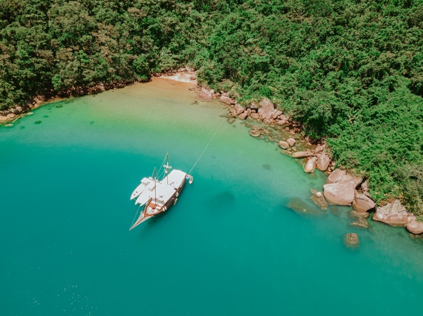 Escuna une gastronomia e belezas de Paraty 3 Foto Divulgação Grupo O Canto