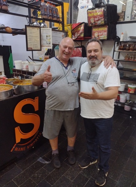 Sabor de SP Mané brilha com simpatia e caldos 3 Foto Claudio Schapochnik_Que Gostoso!