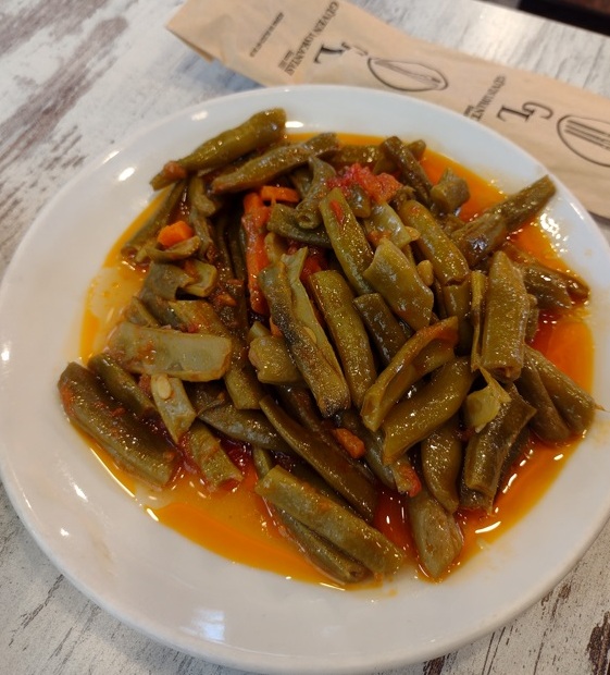 Izmir (Turquia) Güven faz kebap no prato fabuloso 5 Foto Claudio Schapochnik_Que Gostoso!