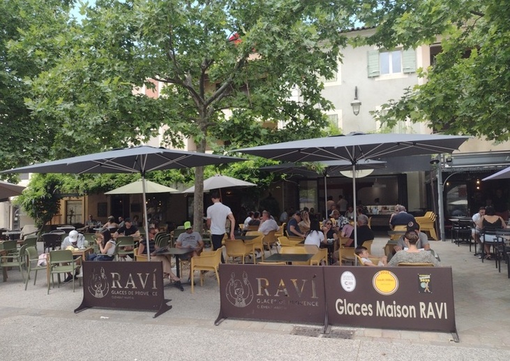 Luberon (FR) Sorveteria Raví leva terroir a sério 4 Foto Claudio Schapochnik_Que Gostoso!