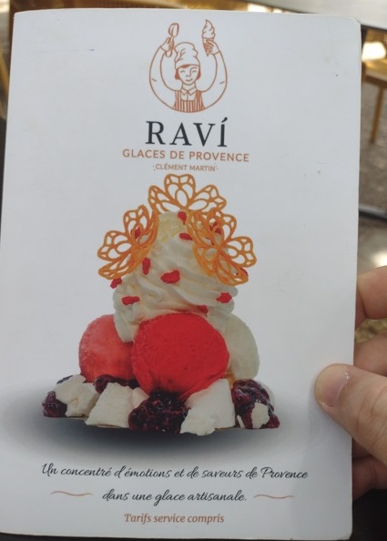 Luberon (FR) Sorveteria Raví leva terroir a sério 6 Foto Claudio Schapochnik_Que Gostoso!
