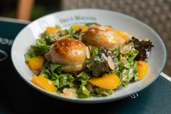 Les Deux Magots traz menu com Ile de France 2 Foto Juliana Primon Divulgação Savencia Fromage & Dairy Brasil