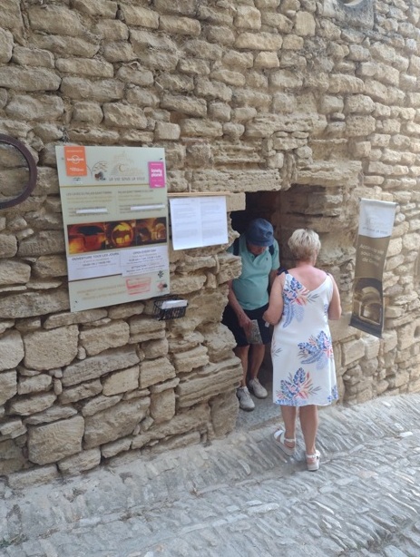 Luberon (FR) Beleza de Gordes enfeitiça turista 9 Foto Claudio Schapochnik_Que Gostoso!