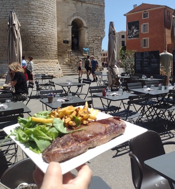 Luberon (FR) Le Célestin mantém clássico correto 6 Foto Claudio Schapochnik_Que Gostoso!