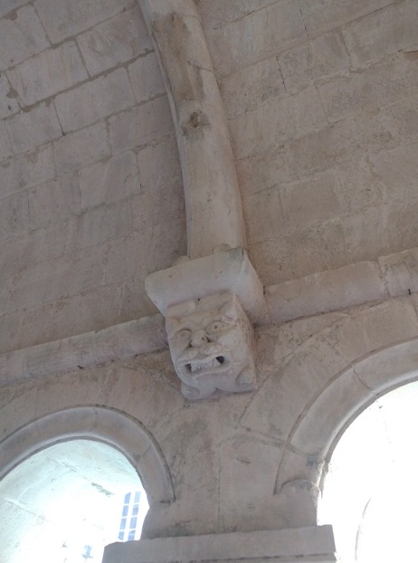 Luberon (FR) Regras do séc. 6 conduzem abadia 7 Foto Claudio Schapochnik_Que Gostoso!