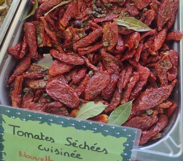 Luberon (FR) Rica no terroir, feira é comportada 15 Foto Claudio Schapochnik_Que Gostoso!