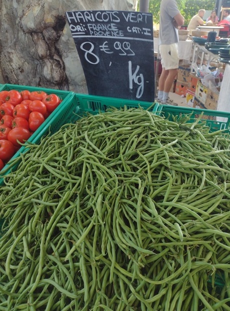 Luberon (FR) Rica no terroir, feira é comportada 23 Foto Claudio Schapochnik_Que Gostoso!